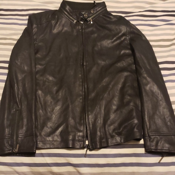 Stylish Men's Jackets at Reduced Prices - $50 - Picture 2 of 5